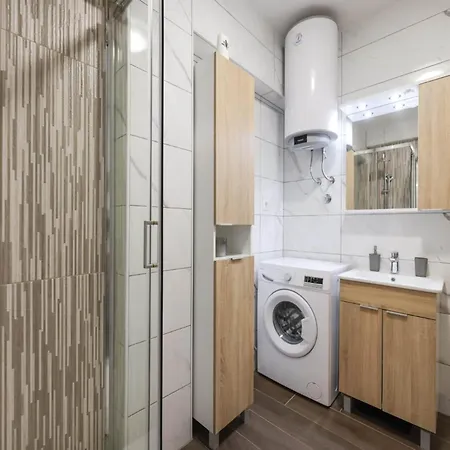 In With Sea And Mountain Views Διαμέρισμα *